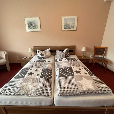 Hotel Zur Mosel مينهايم المظهر الخارجي الصورة