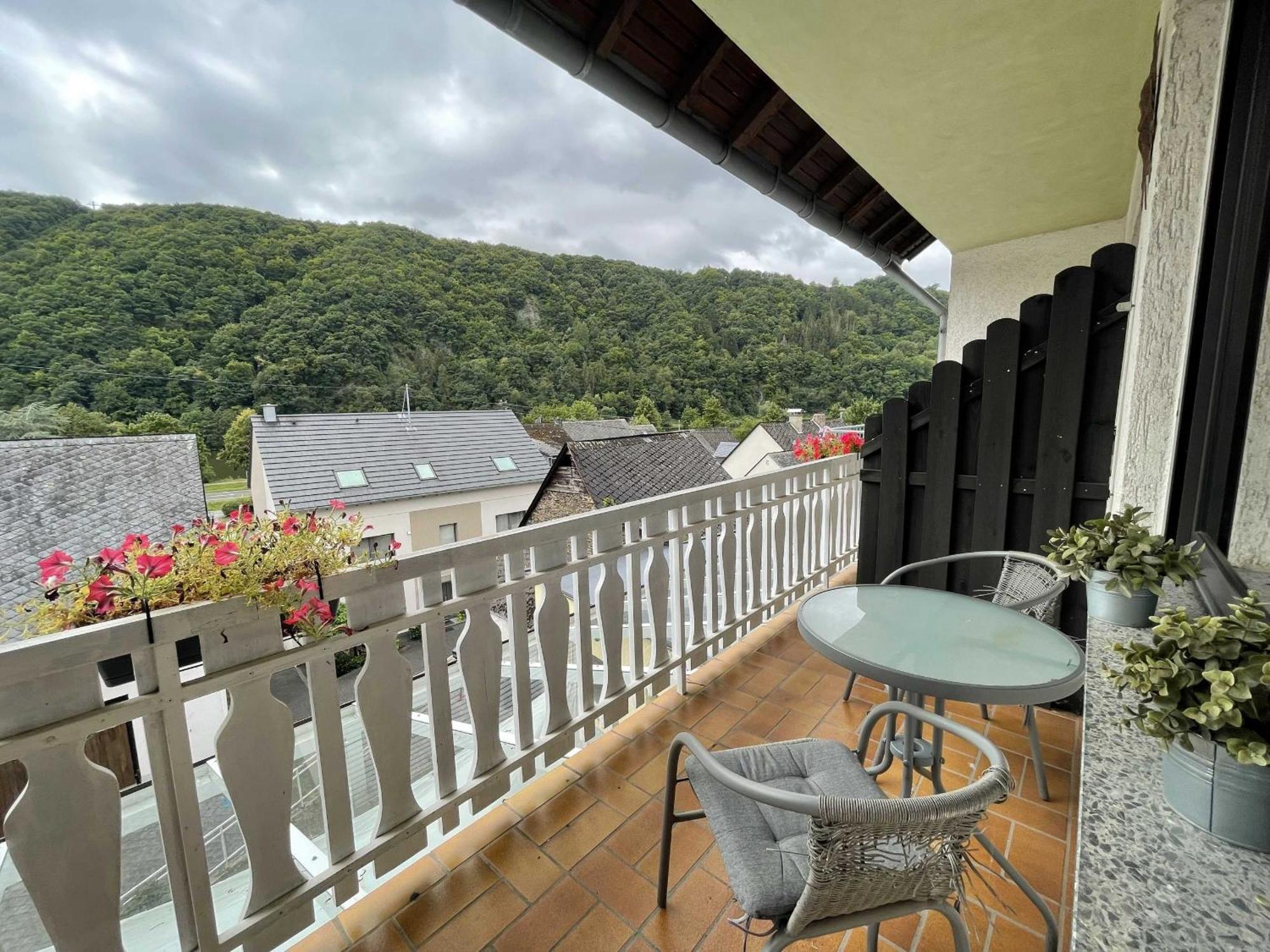 Hotel Zur Mosel مينهايم المظهر الخارجي الصورة