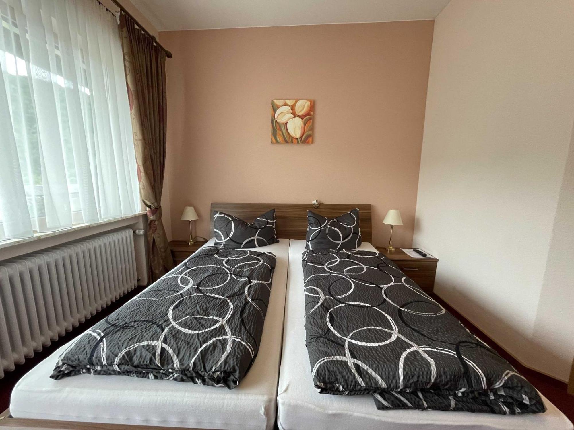 Hotel Zur Mosel مينهايم المظهر الخارجي الصورة