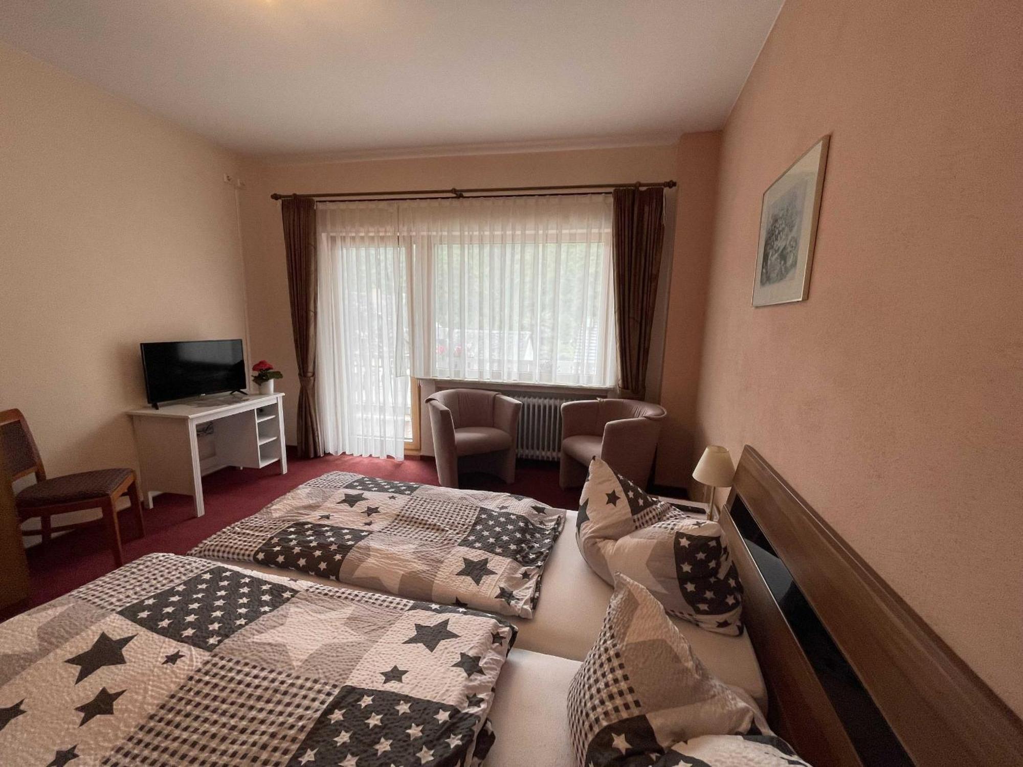 Hotel Zur Mosel مينهايم المظهر الخارجي الصورة