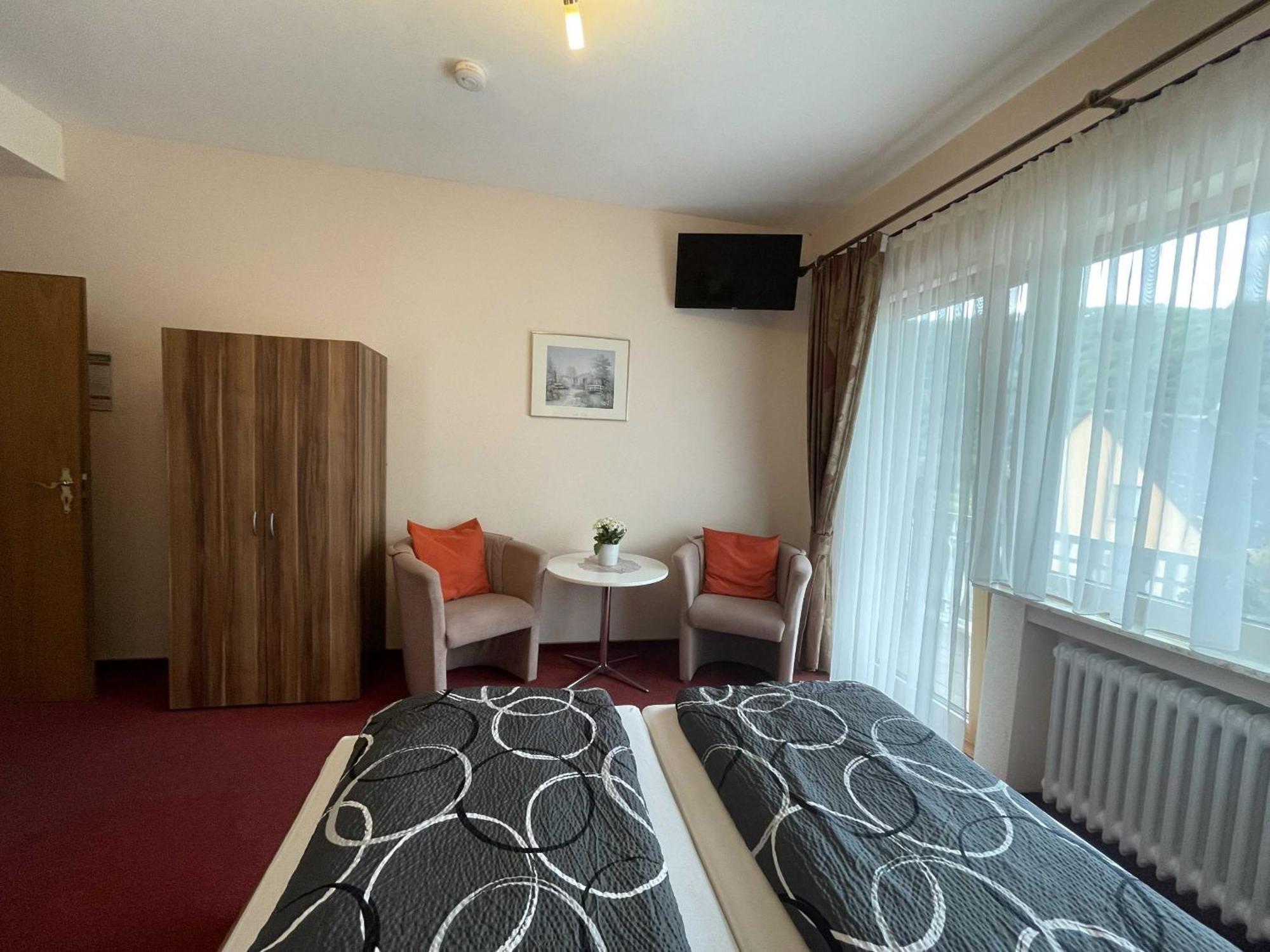 Hotel Zur Mosel مينهايم المظهر الخارجي الصورة